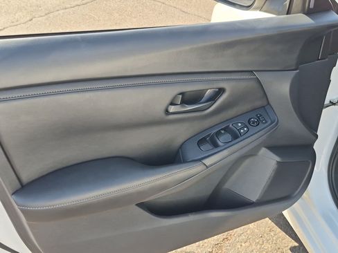 Used 2024 Nissan Sentra S FWD image 11