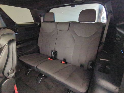 Used 2025 Hyundai Palisade Calligraphy AWD/4WD image 16