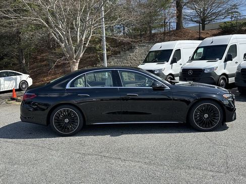 New 2026 Mercedes-Benz E 450 4MATIC Sedan image 9