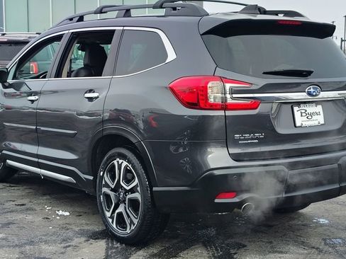 Used 2023 Subaru Ascent Touring image 4