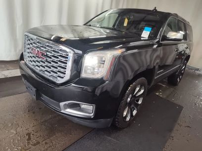 Used 2019 GMC Yukon Denali w/ Denali Ultimate Black Edition