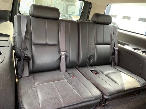 Used 2007 GMC Yukon XL SLT w/ SLT Preferred Equipment Group image 22