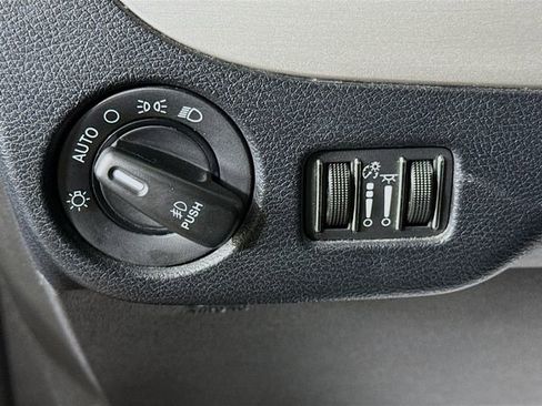 Used 2018 Dodge Grand Caravan GT image 10