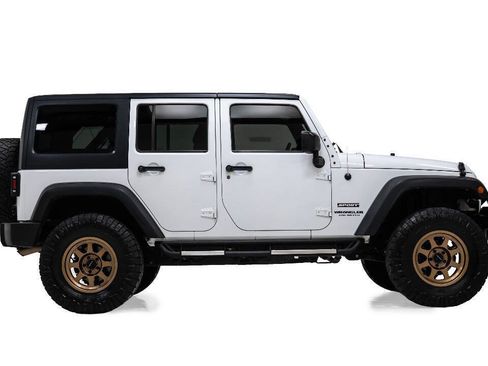 Used 2017 Jeep Wrangler Unlimited Sport w/ Quick Order Package 24S AWD/4WD image 5