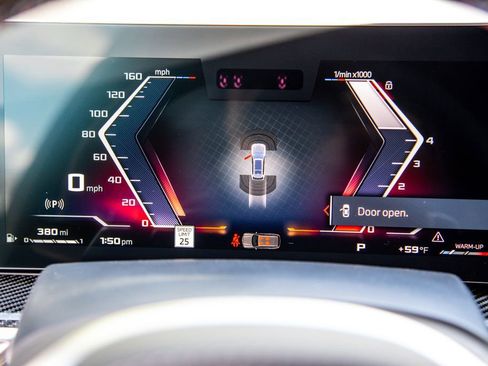 New 2026 BMW X7 M60i image 13