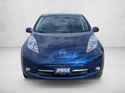 Used 2017 Nissan Leaf SL image 2