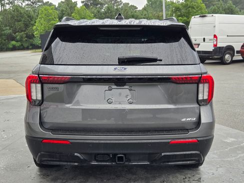 Used 2025 Ford Explorer ST-Line AWD/4WD image 6