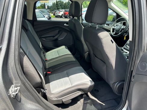 Used 2014 Ford Escape SE w/ Equipment Group 201A FWD image 17