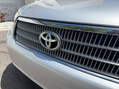 Used 2009 Toyota Highlander Limited AWD/4WD image 5