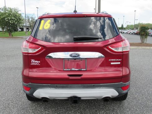 Used 2016 Ford Escape Titanium FWD image 6
