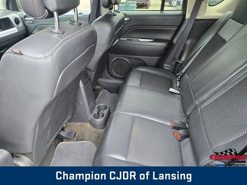 Used 2014 Jeep Compass Latitude AWD/4WD image 15