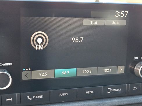 Used 2024 Honda CR-V LX image 18