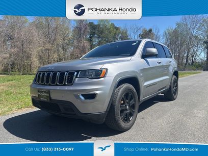 Used 2017 Jeep Grand Cherokee Laredo w/ Quick Order Package 23E