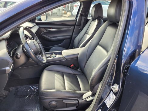 Used 2020 MAZDA MAZDA3 Sedan w/ Select Package image 13