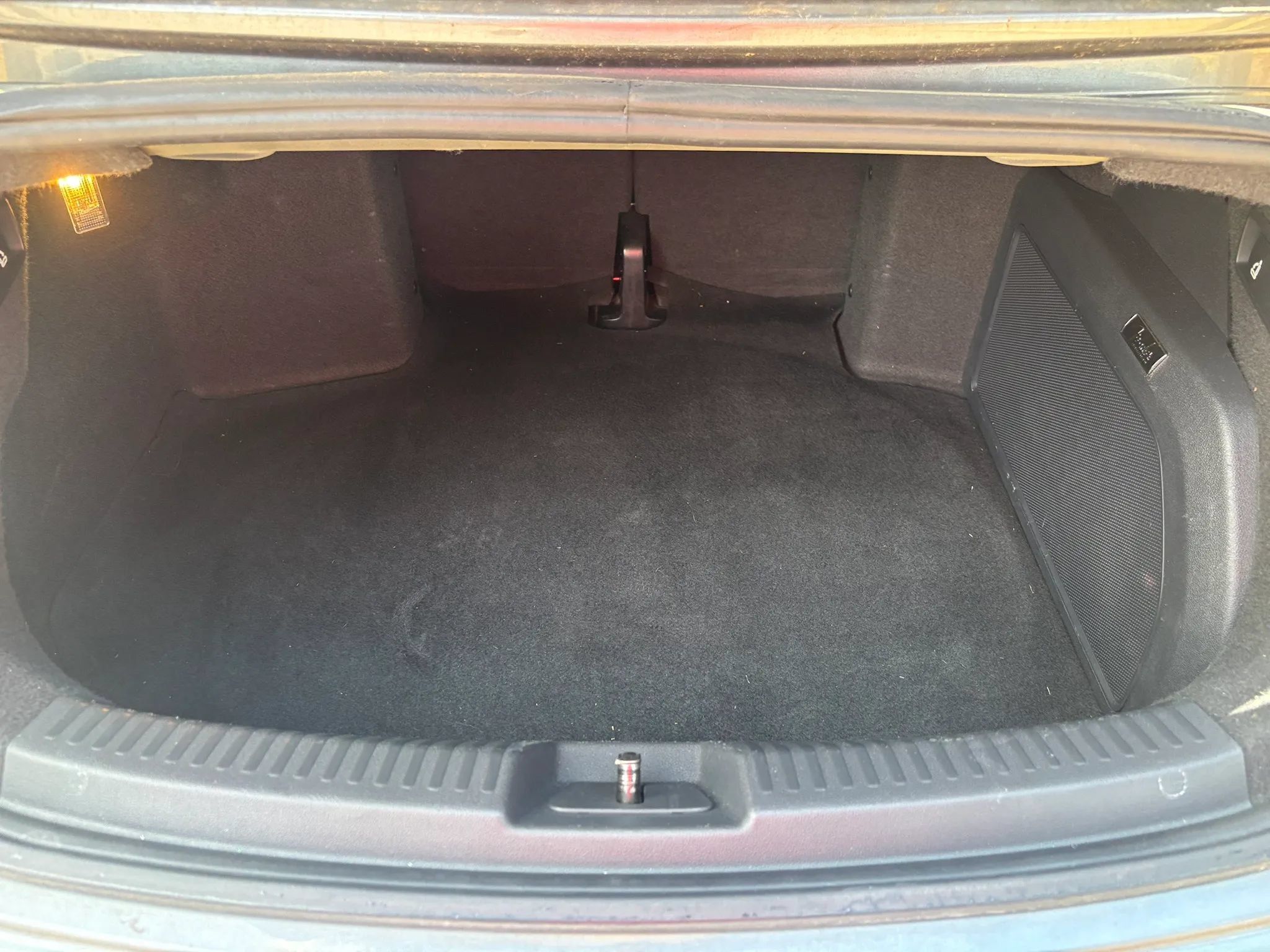 Used 2013 Volkswagen Beetle 2.5 FWD image 22