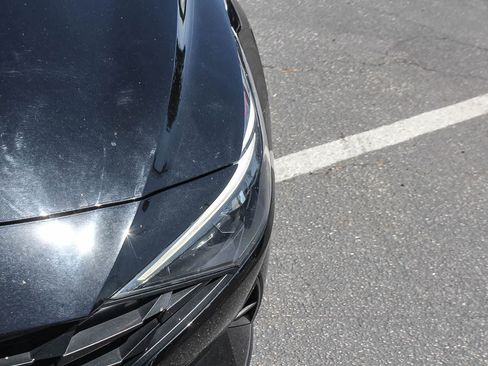Used 2023 Hyundai Elantra SEL w/ Convenience Package FWD image 13