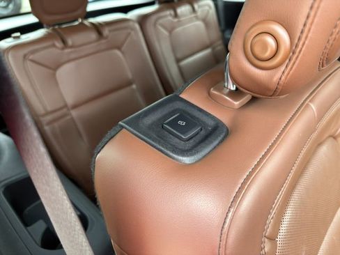 Used 2020 Lincoln Aviator Reserve w/ Equipment Group 202A AWD/4WD image 12