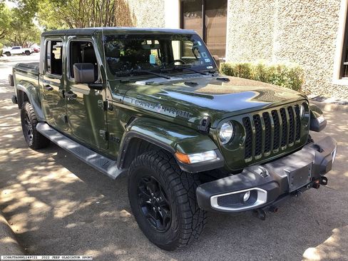 Used 2022 Jeep Gladiator Sport AWD/4WD image 6