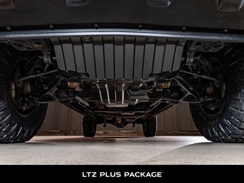 Used 2021 Chevrolet Silverado 2500 LTZ w/ LTZ Plus Package image 11