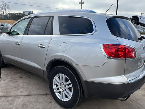 Used 2008 Buick Enclave CX w/ Driver Confidence Package image 10