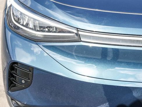 Used 2023 Volkswagen ID.4 Pro image 10