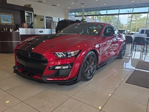 Certified 2020 Ford Mustang Shelby GT500 w/ Carbon Fiber Track Pack image 7