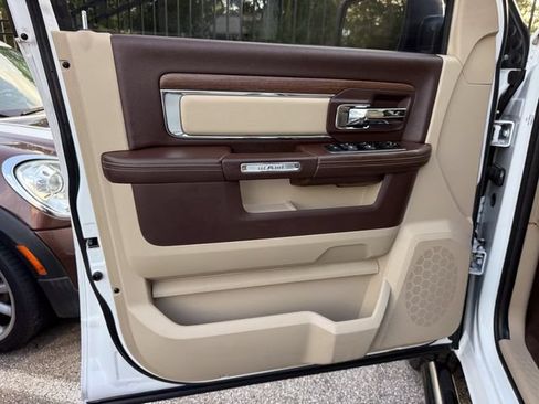 Used 2015 RAM 1500 Laramie w/ Convenience Group AWD/4WD image 23
