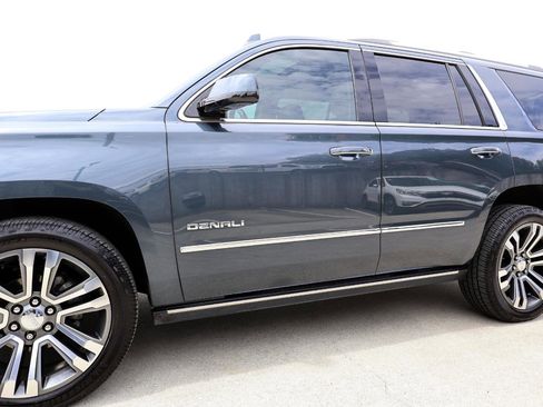 Used 2019 GMC Yukon Denali w/ Denali Ultimate Package AWD/4WD image 36