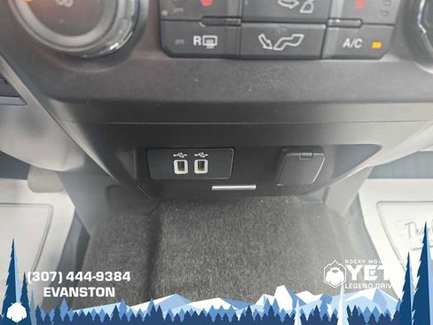 Used 2018 Ford F150 XLT w/ Equipment Group 302A Luxury AWD/4WD image 27