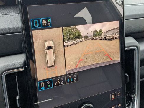 New 2026 GMC Yukon XL Denali w/ Sun & Power Step Package AWD/4WD image 18