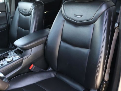 Used 2024 Cadillac XT6 Luxury image 19