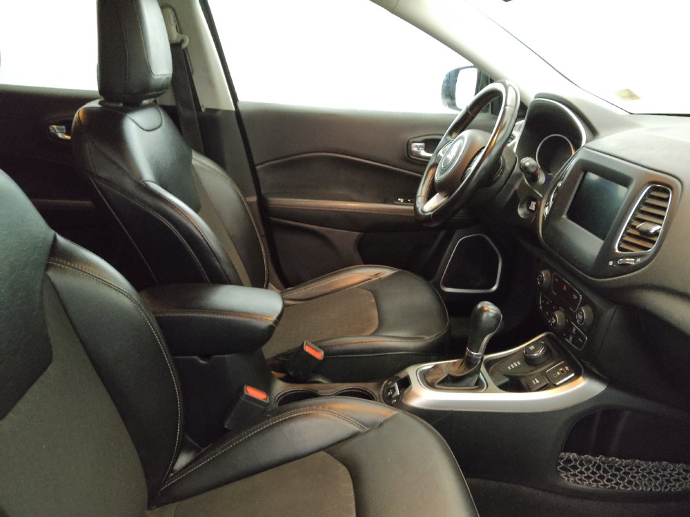 Used 2021 Jeep Compass Latitude AWD/4WD image 21