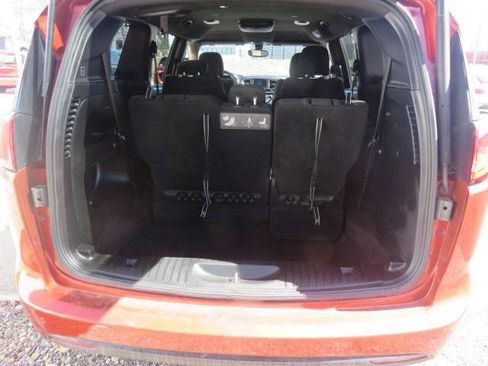 Used 2018 Chrysler Pacifica Touring Plus w/ S Appearance Package image 26