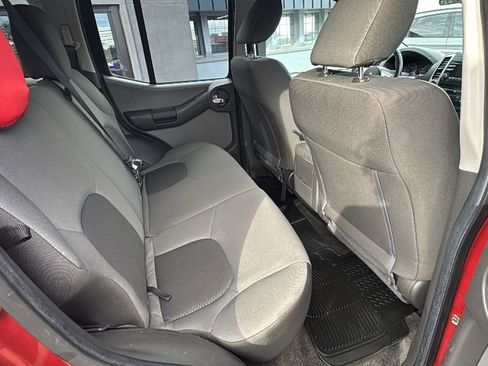 Used 2013 Nissan Xterra S image 16