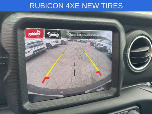 Used 2021 Jeep Wrangler Unlimited Rubicon 4xe w/ Steel Bumper Group AWD/4WD image 25