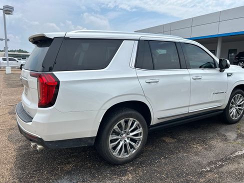 Used 2022 GMC Yukon Denali w/ Denali Premium Package RWD image 15