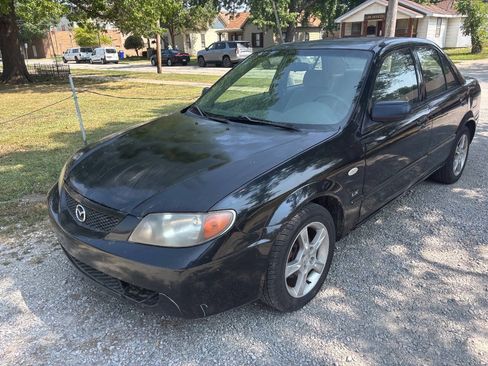 Used 2003 MAZDA Protege FWD image 4