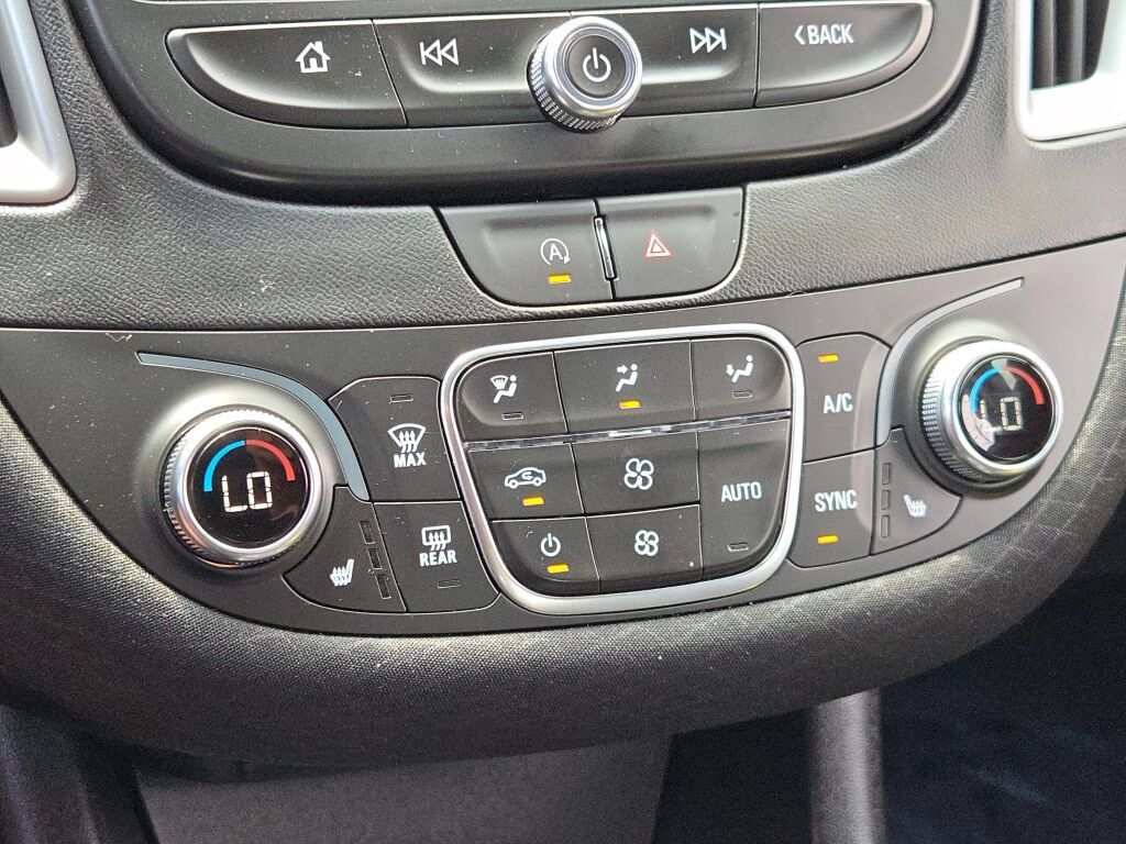 Certified 2025 Chevrolet Malibu LT FWD image 29