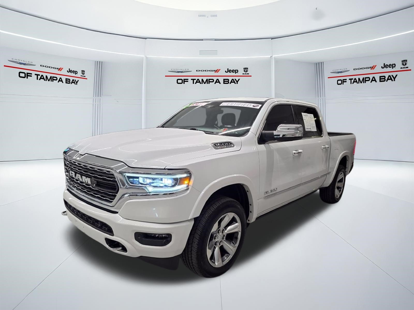 Used 2022 RAM 1500 Limited w/ Body Color Bumper Group AWD/4WD image 2