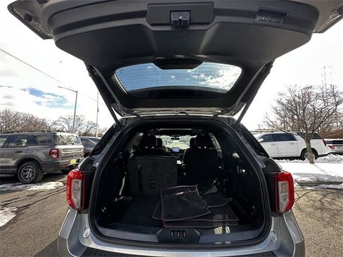 Certified 2023 Ford Explorer ST-Line w/ Class IV Trailer Tow Package image 42