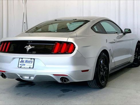 Used 2016 Ford Mustang V6 image 13