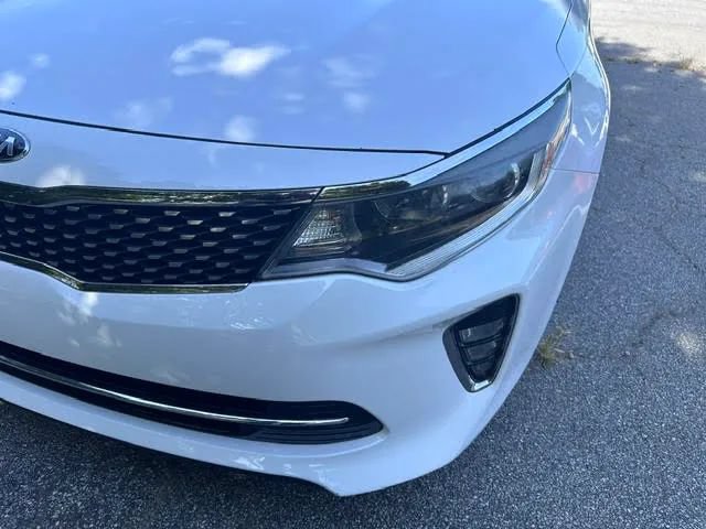 Used 2018 Kia Optima S FWD image 7
