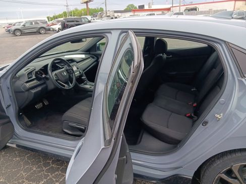 Used 2019 Honda Civic Sport image 9