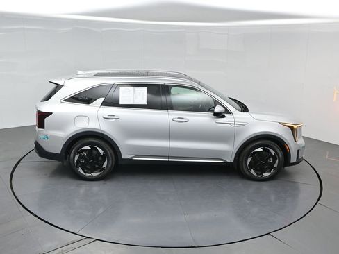 Used 2025 Kia Sorento SX Prestige AWD/4WD image 55