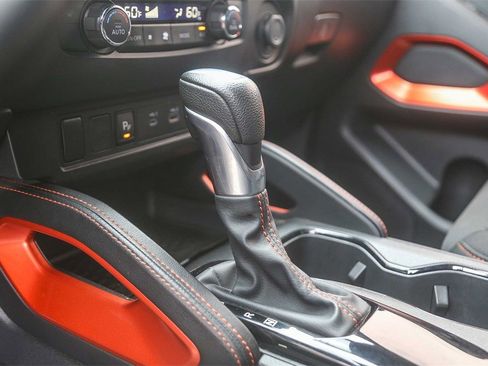 Used 2022 Nissan Frontier Pro-X w/ Technology Package image 22