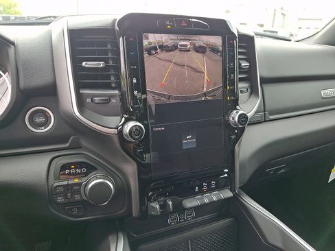 New 2026 RAM 1500 Big Horn AWD/4WD image 14