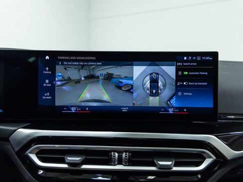 Certified 2023 BMW 330i xDrive Sedan w/ Premium Package AWD/4WD image 18