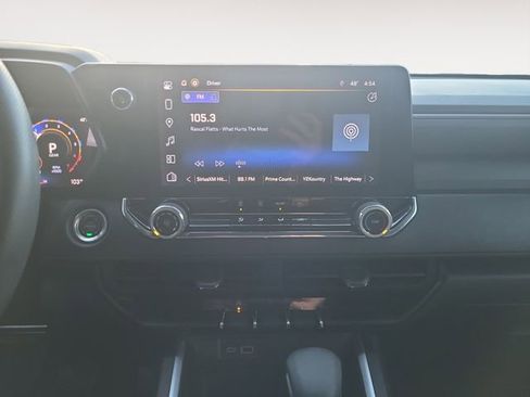 Used 2024 Chevrolet Colorado Trail Boss image 15