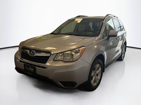 Used 2016 Subaru Forester 2.5i Premium w/ All-Weather Package AWD/4WD image 3