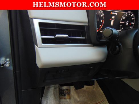 Used 2024 Mitsubishi Outlander SEL FWD image 22